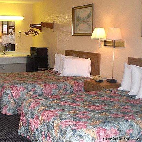 Super 7 Inn-Siloam Springs Habitación foto